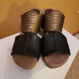 Modzori Virginia High Wedge Reversible Sandals